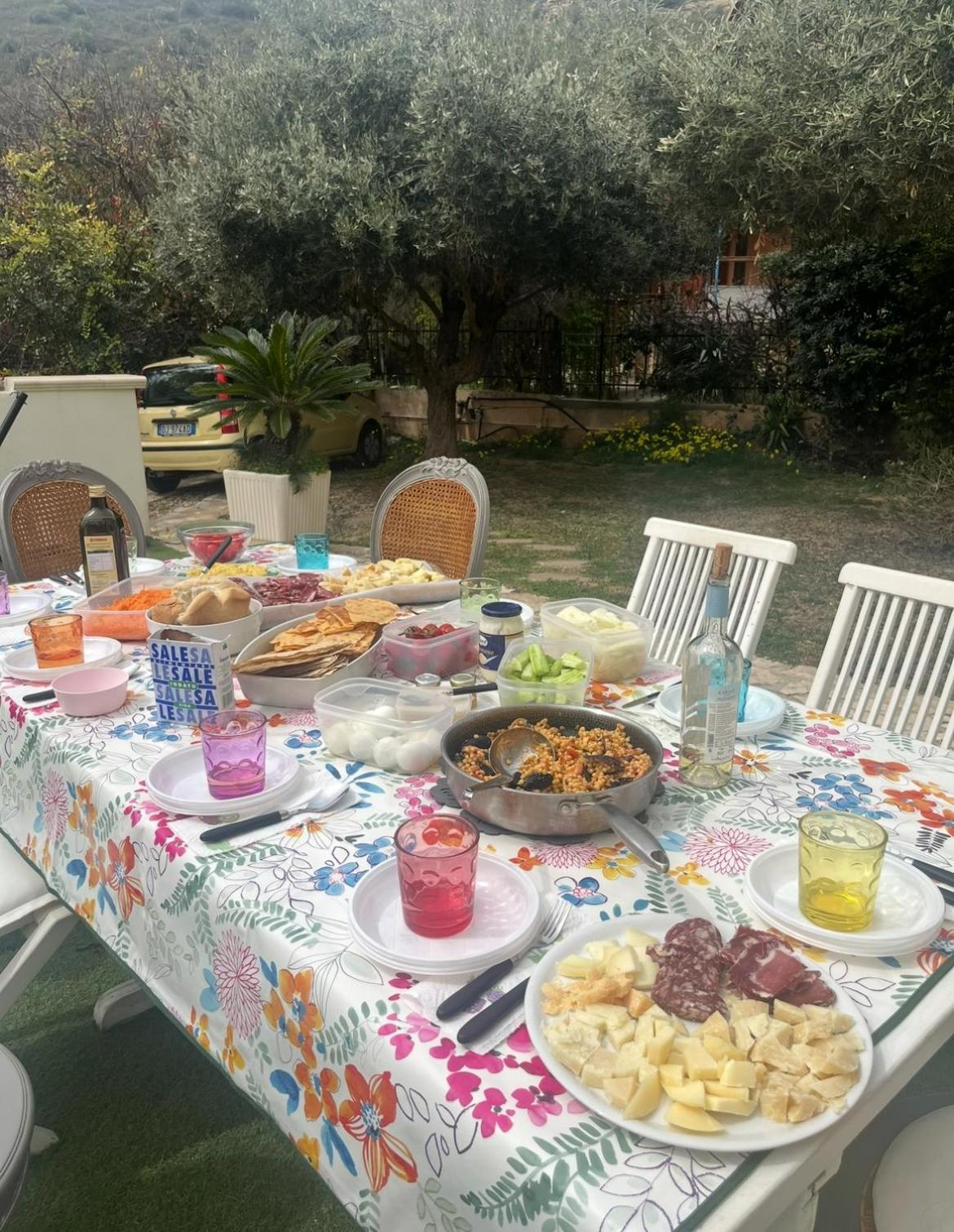 Villa Vittoria Solanas  Buitenkant foto